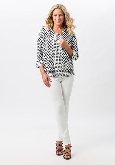 White & Navy Round Neck Top With Short Sleeve & Crepe Texture Detailing