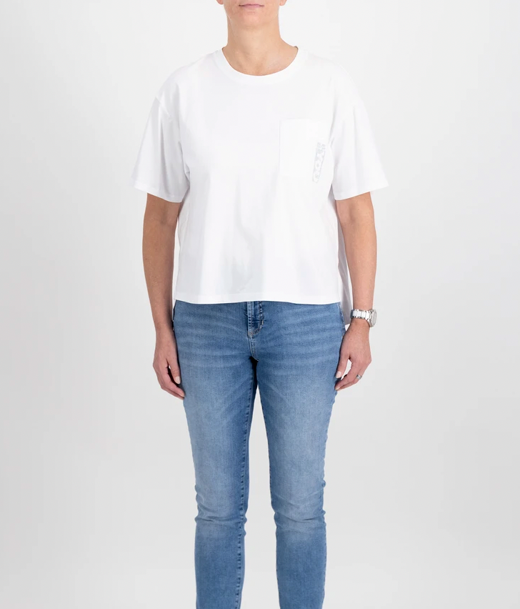 Plain White T-Shirt with Slits At The Side And Pocket