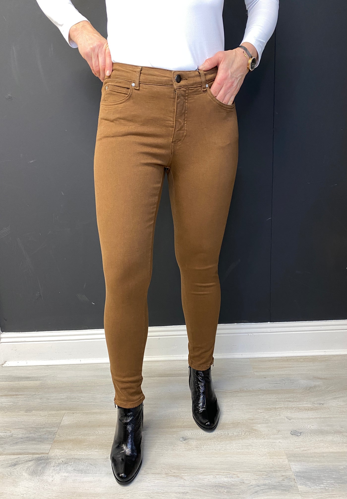 Twigy Jeans With Ankle Zips Tan