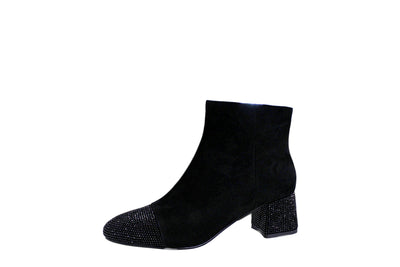 Black Boot with Diamond Toe & Heel