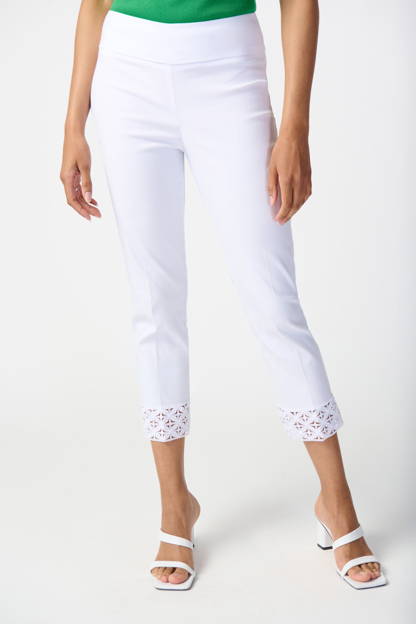 Joseph Ribkoff White Cropped Trouser With Embroidered Detailing