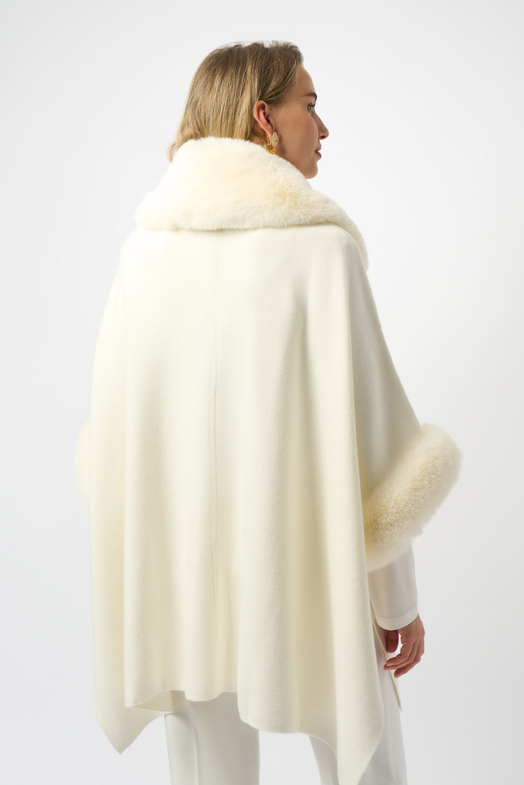 Joseph Ribkoff Vanilla Brushed Jacquard and Faux Fur Cape – La