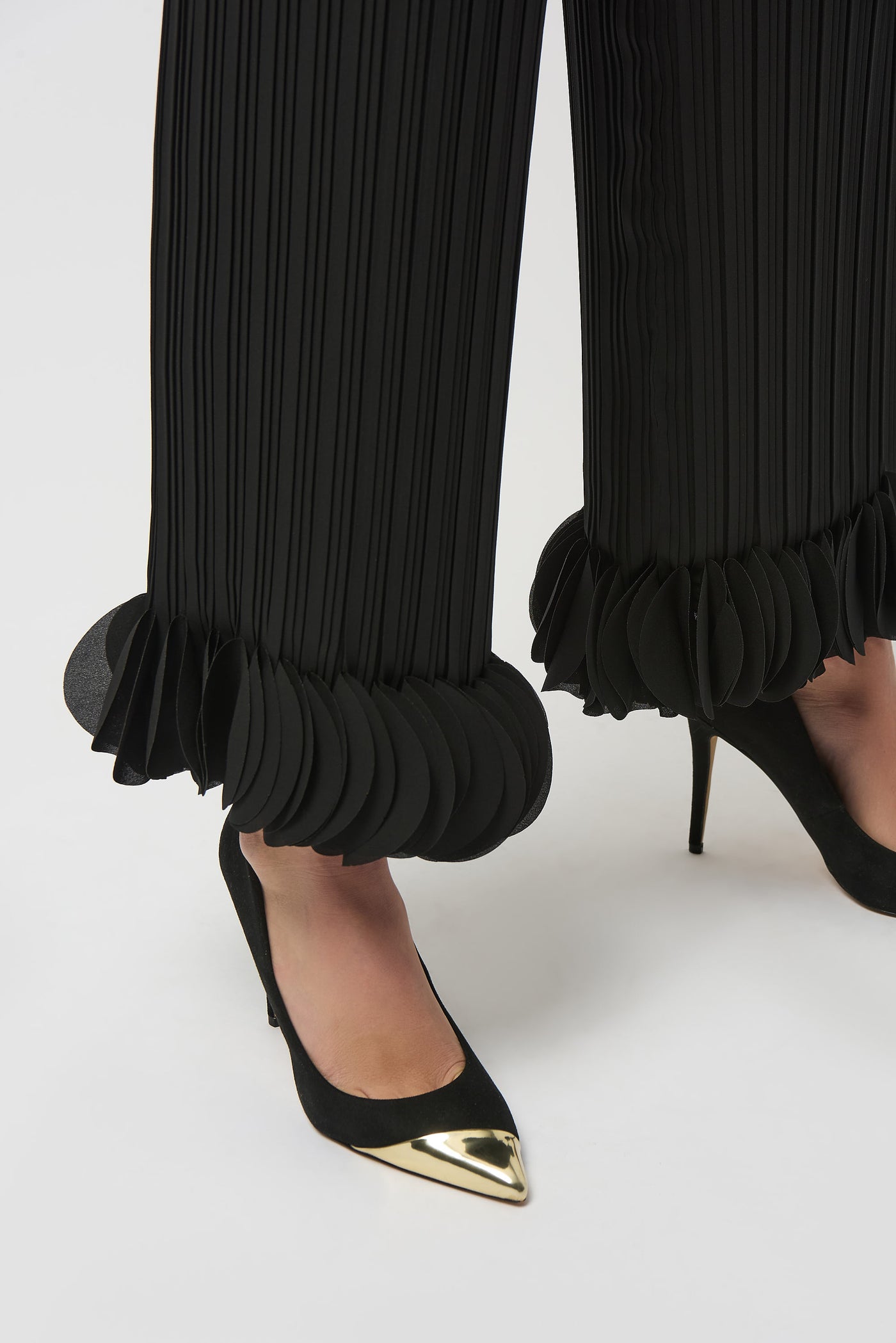 Joseph Ribkoff Georgette Wide Leg Pleated Pants