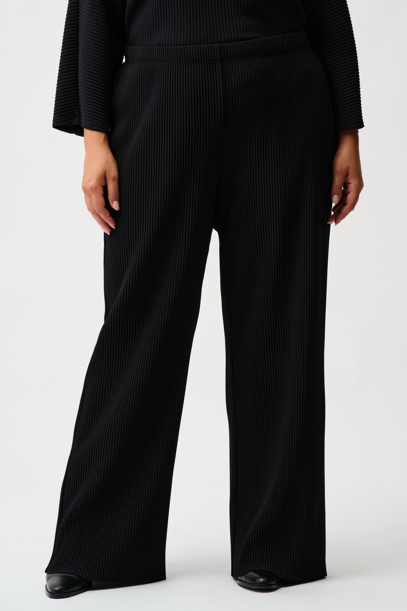 Joseph Ribkoff Pleated Scuba Crepe Wide-Leg Pants