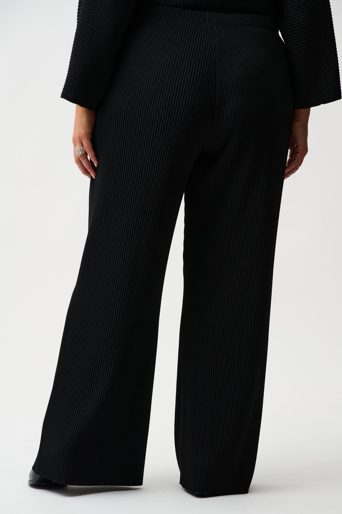 Joseph Ribkoff Pleated Scuba Crepe Wide-Leg Pants