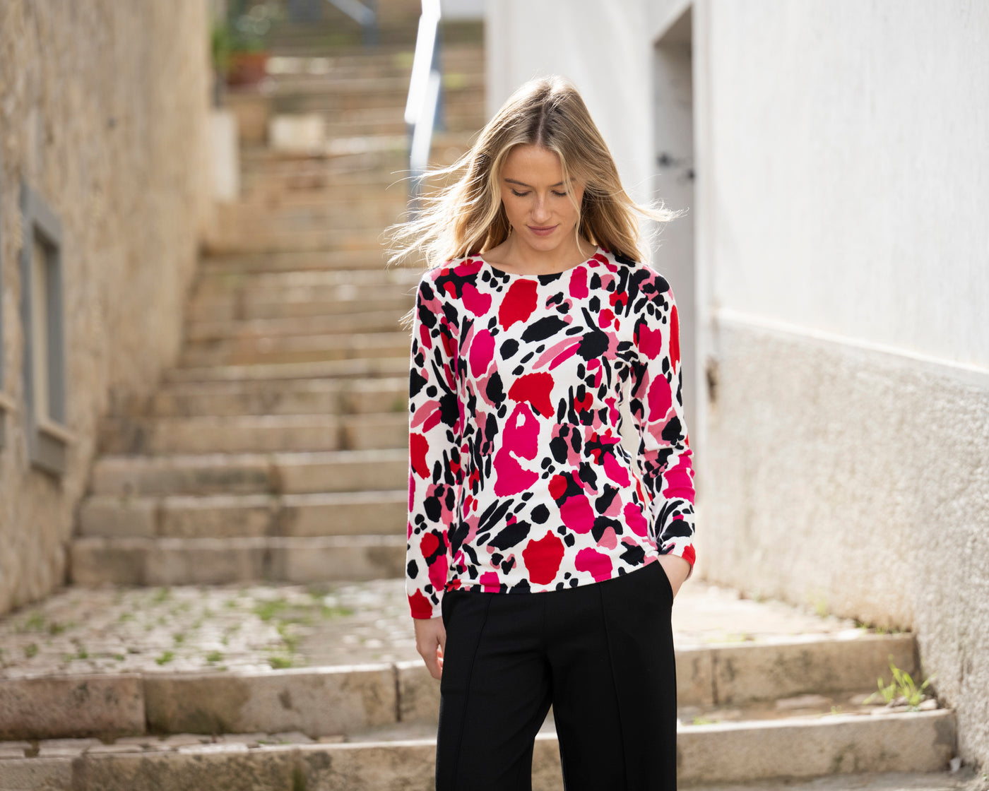 Pink, Red and Black Round Neck Jumper
