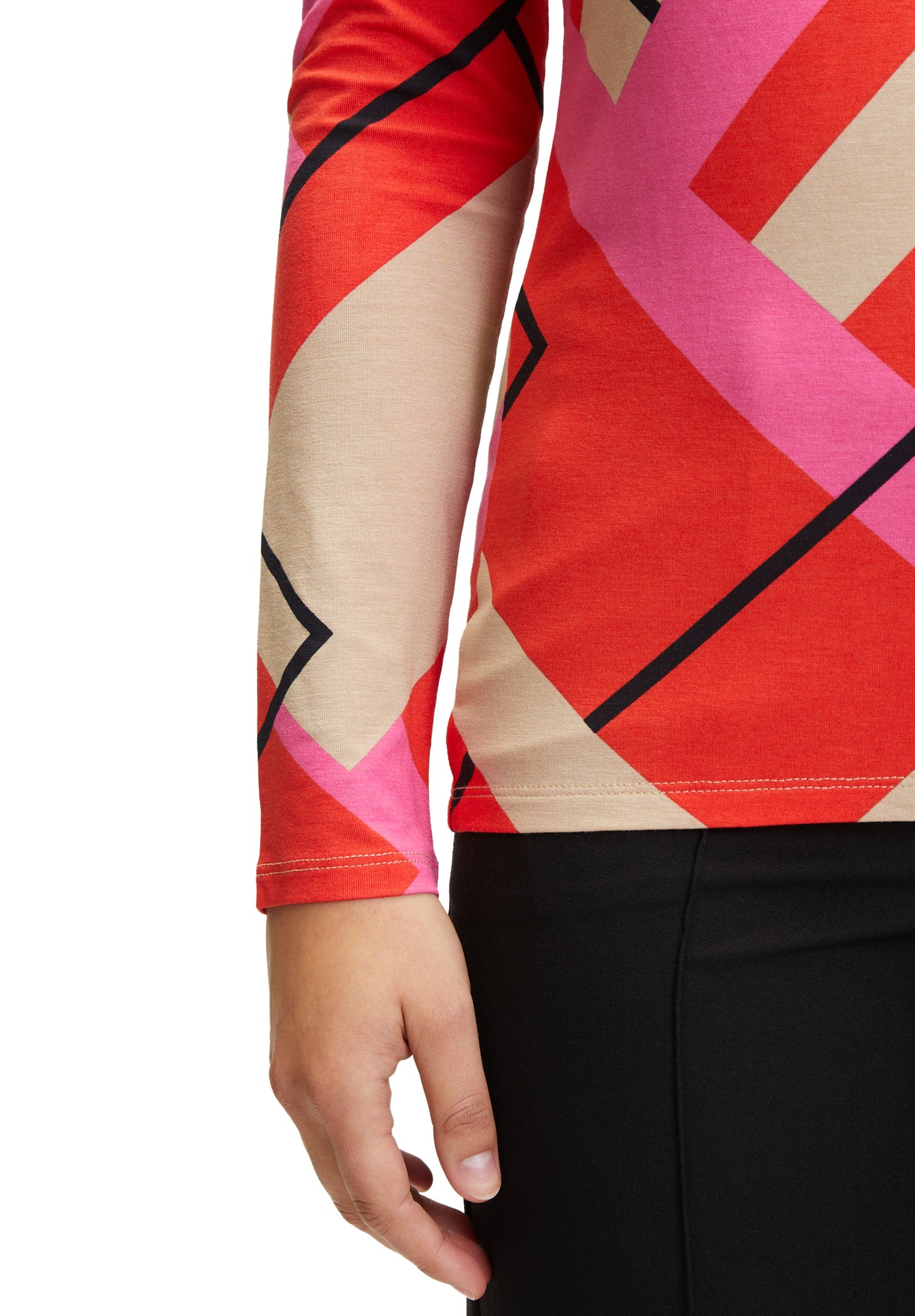 Red, Pink & Beige Round Neck Geometric Print Top