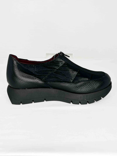 Black Shoe With Zip