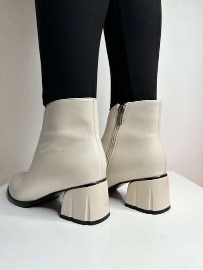 Beige Leather Boot with Block Heel and Side Zip