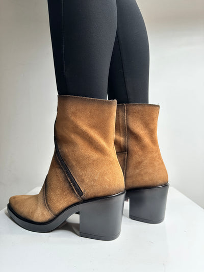 Brown Suede Boot with Curved Zip