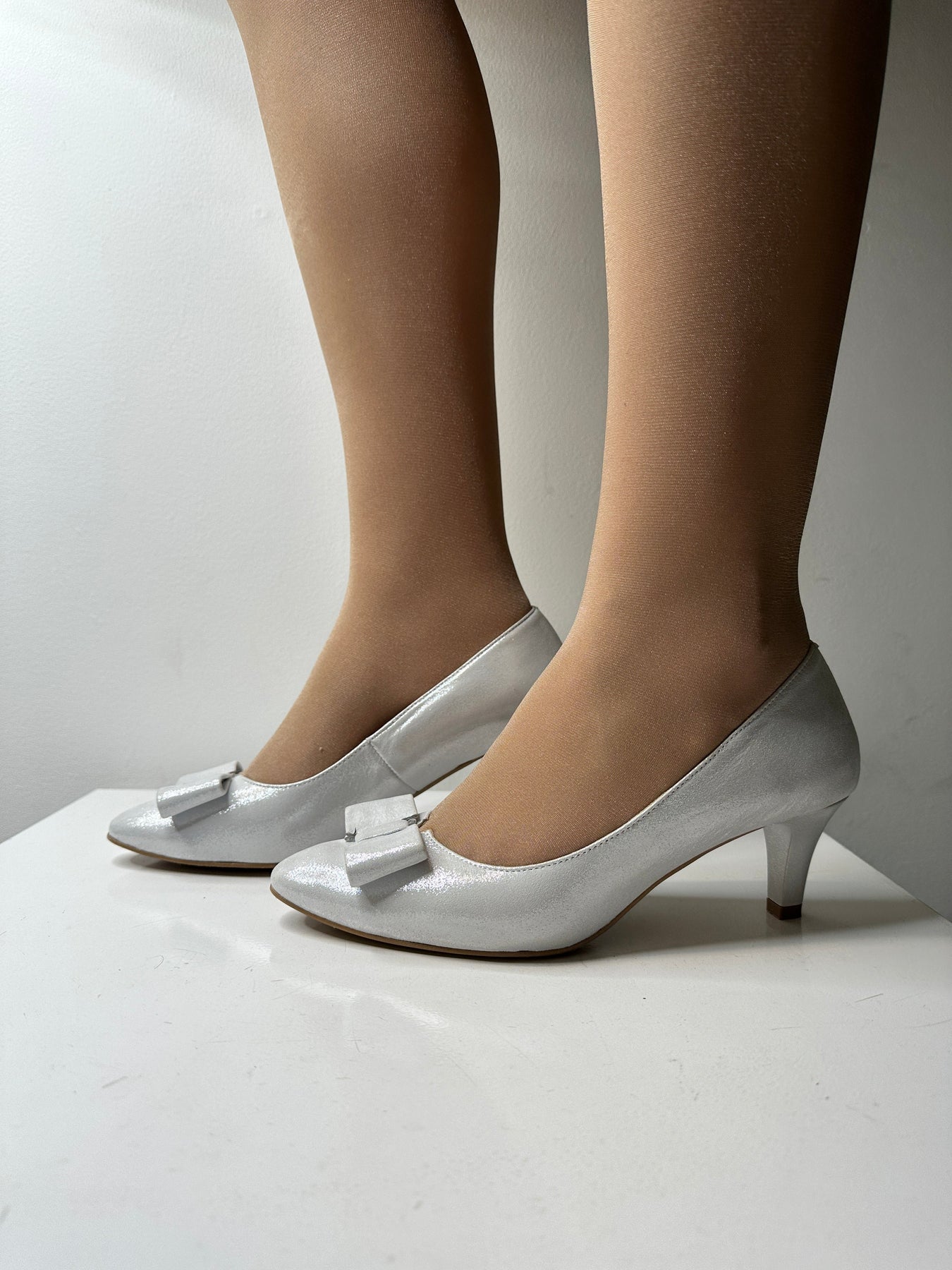 Silver Kitten Heel Shoe – La Creme Boutique - Main Image