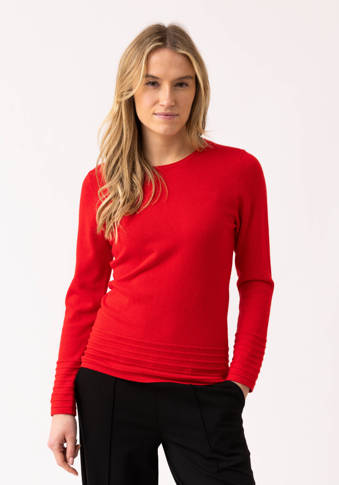 Red Round Neck Jumper with Ribbed Bottom