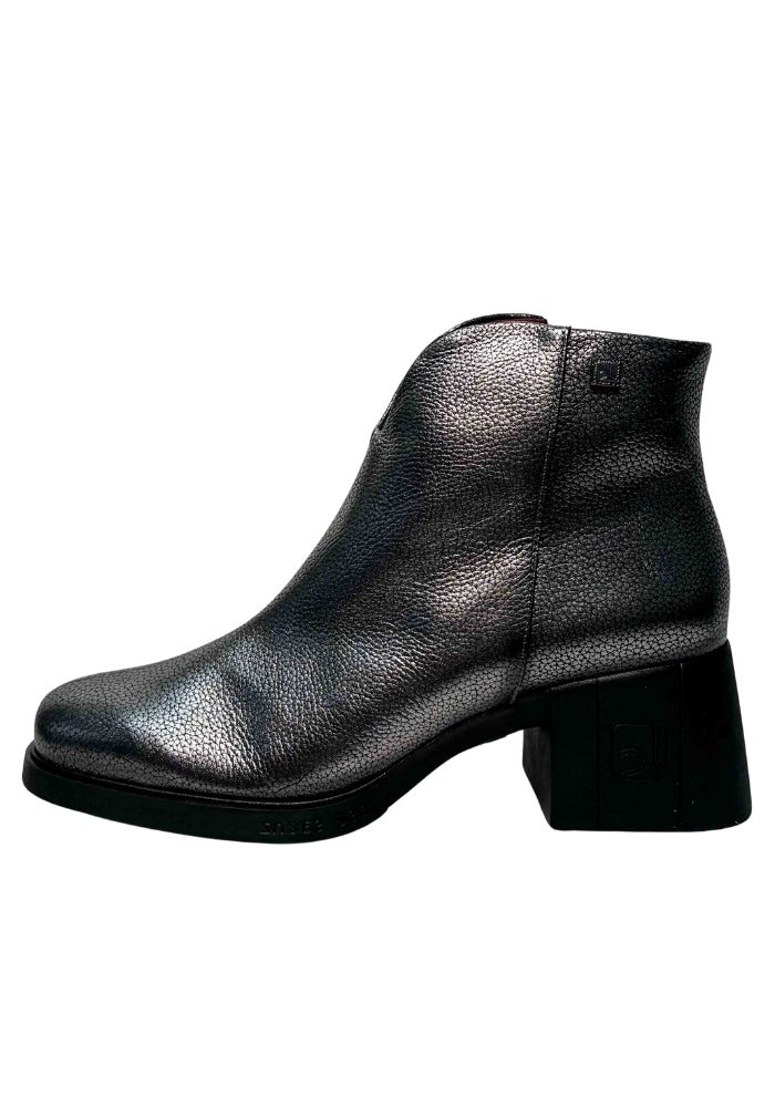 Metallic Effect Boot With Zip Detail