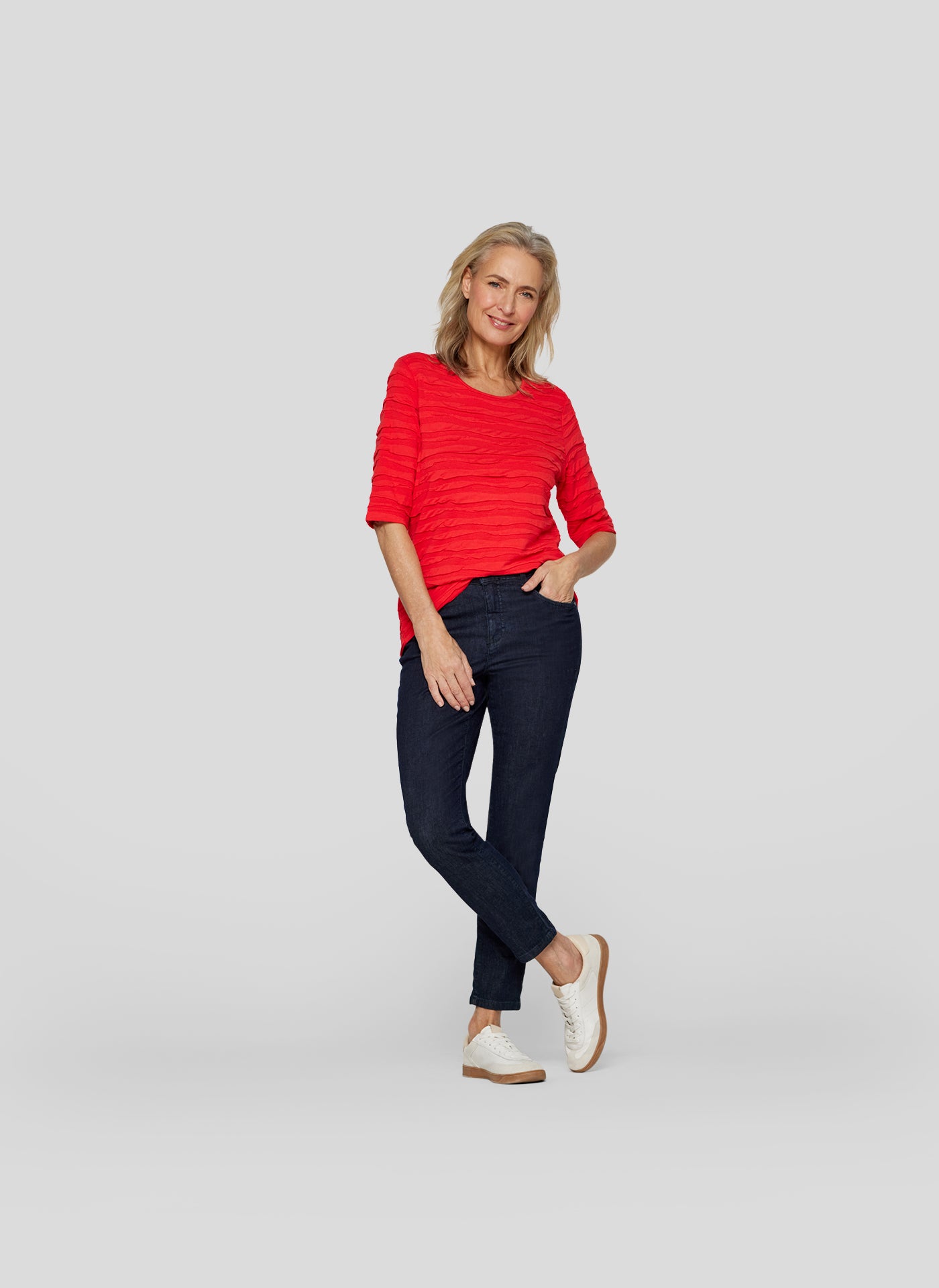 Red Textured T-Shirt Top with 1/2 Sleeve
