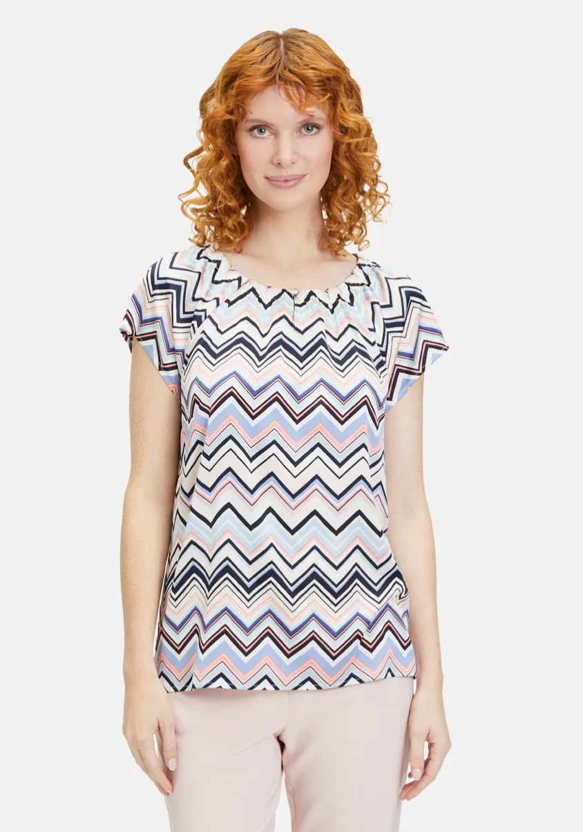 Zig-Zag Round Neck Top With Silver Button