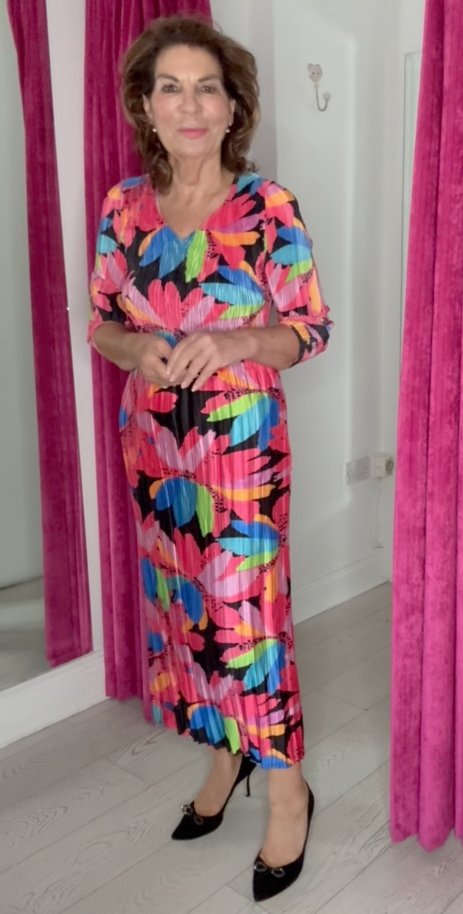 Floral Print Long Sleeve Dress with V-Neck