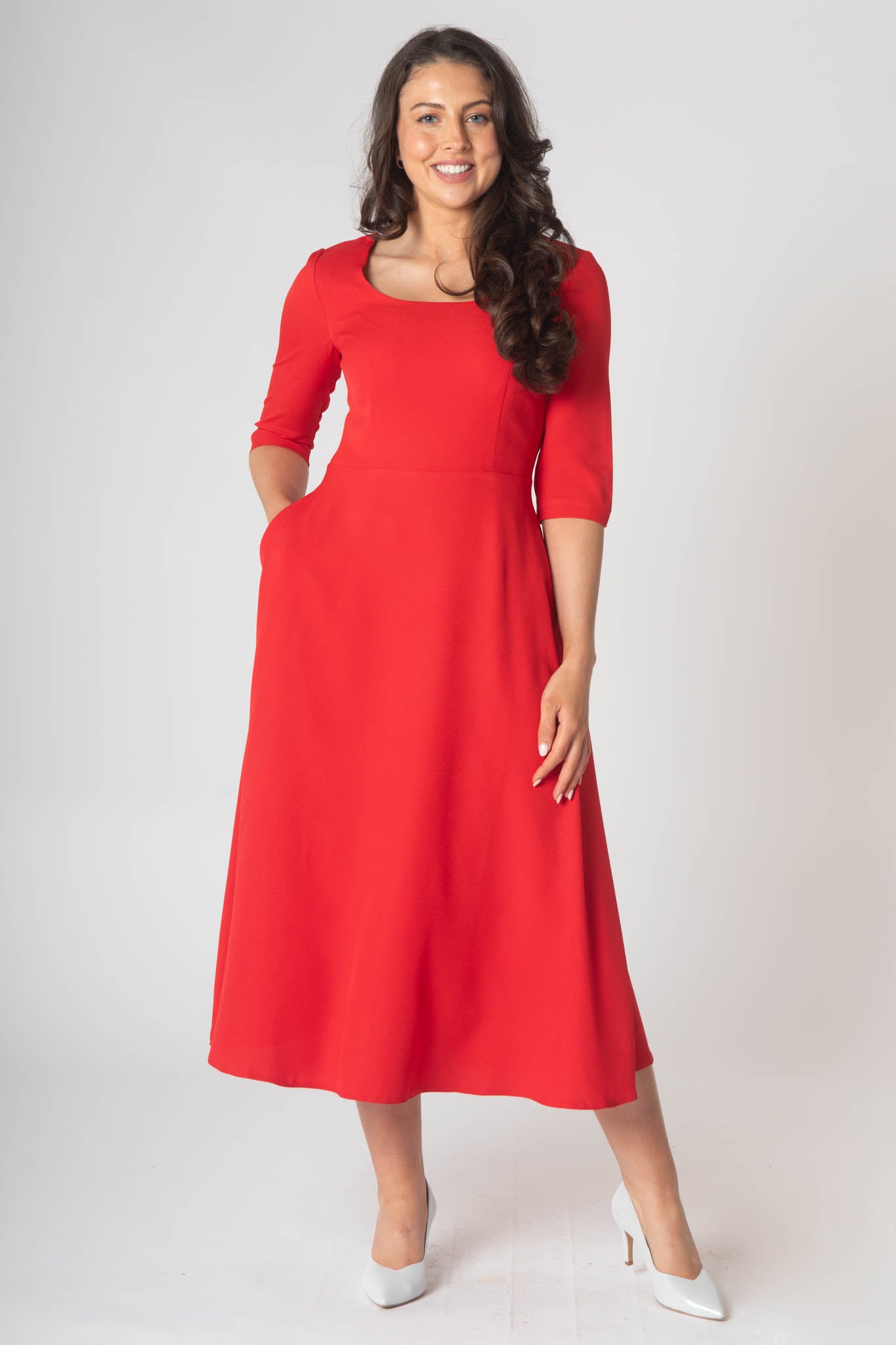 Porsha Dress With Round Neck And Contrast Lining - Red & Pink