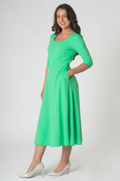 Porsha Dress With Round Neck And Contrast Lining - Green & Pink