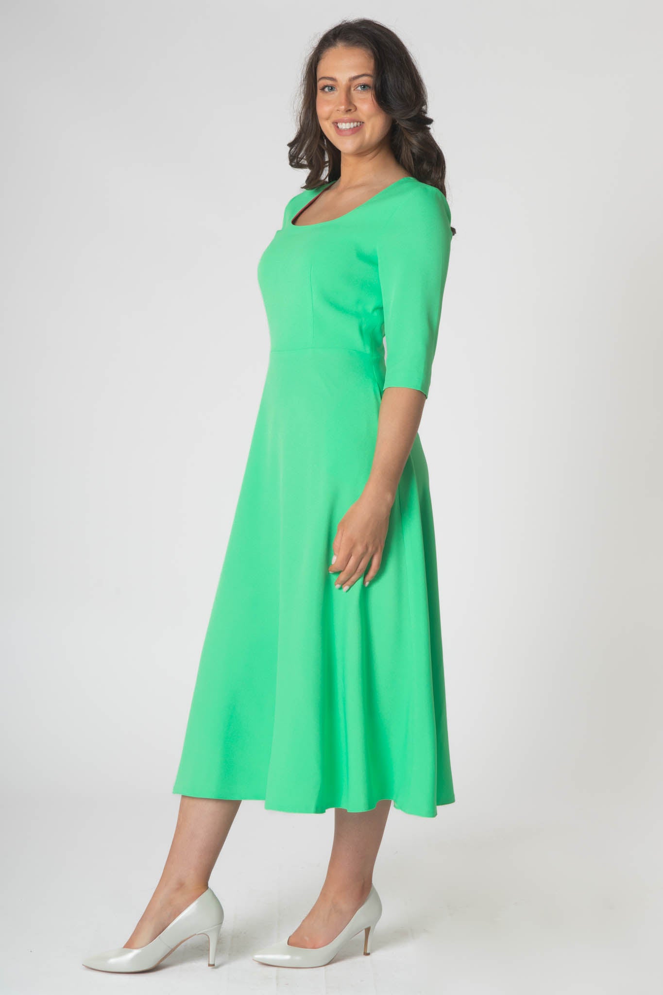 Porsha Dress With Round Neck And Contrast Lining - Green & Pink
