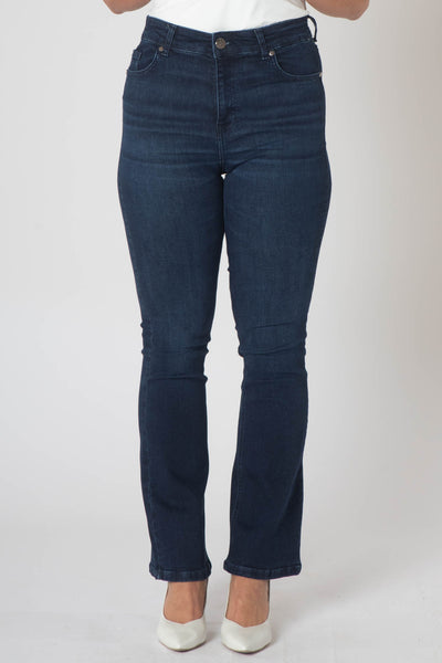 Zola Flared Jeans - Dark Wash