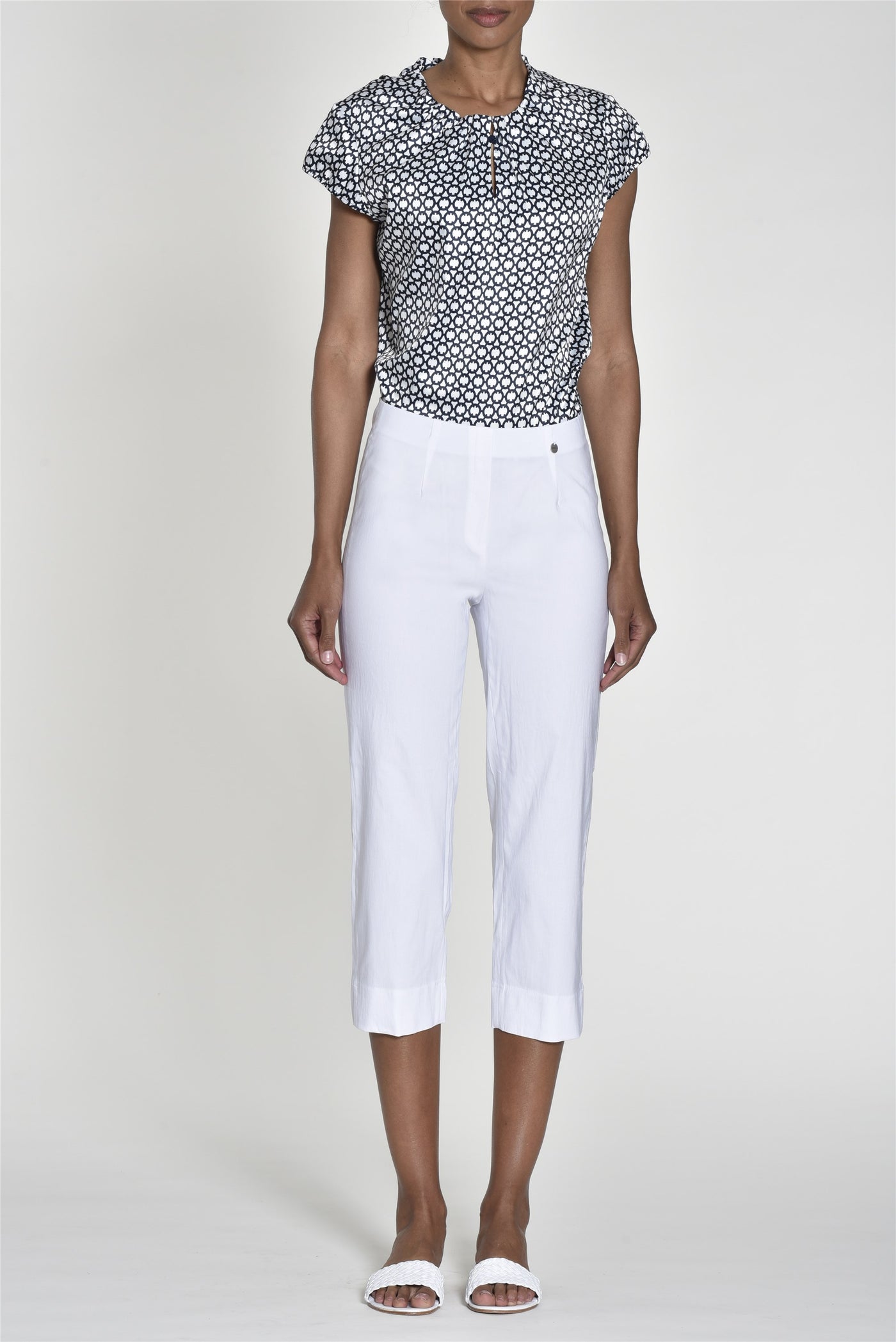 White 3/4 Marie Trousers