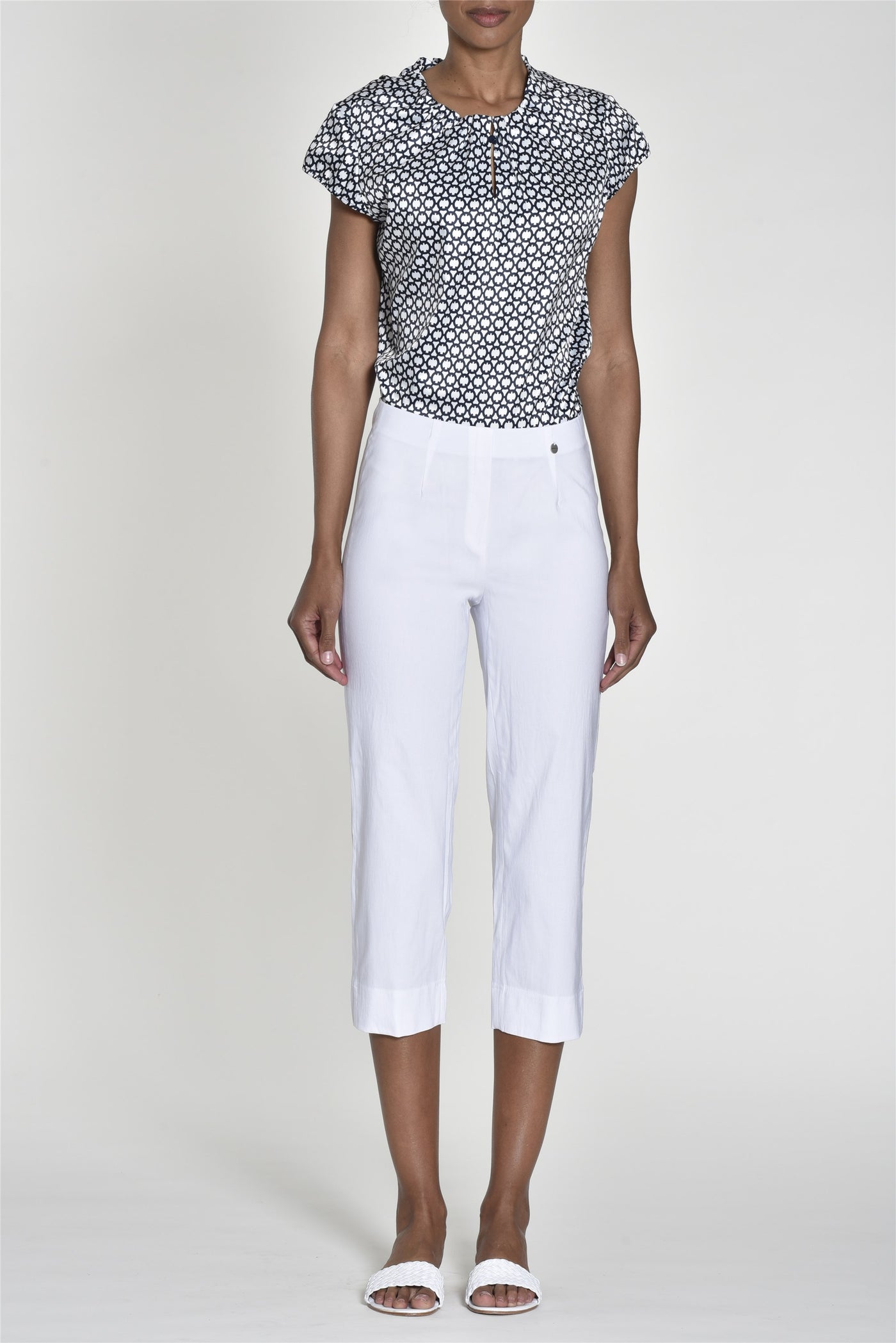 White 3/4 Marie Trousers