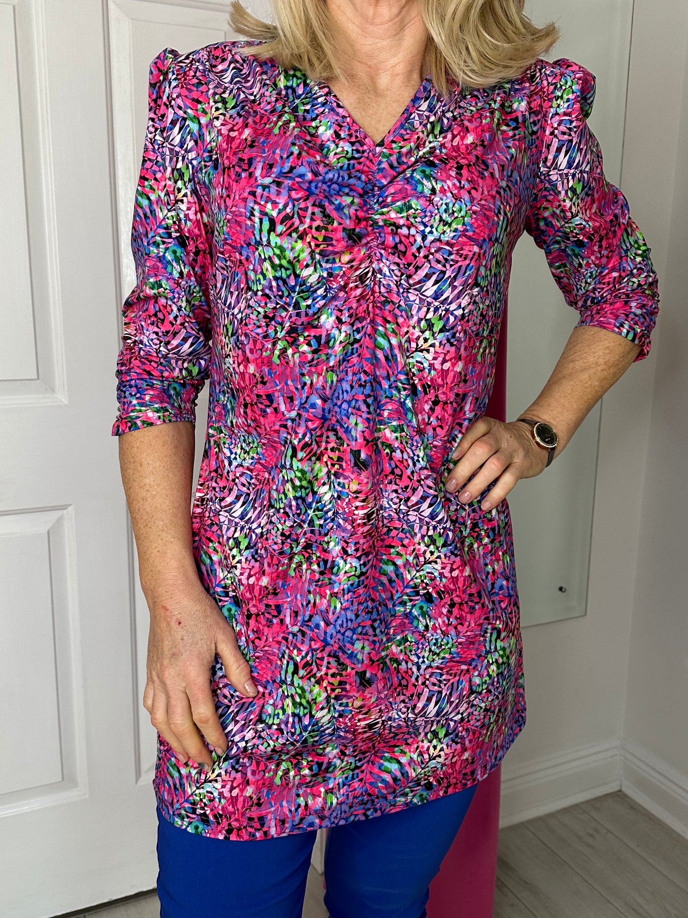 Multicoloured Tunic Top with 3/4 Sleeve and Ruching Detail