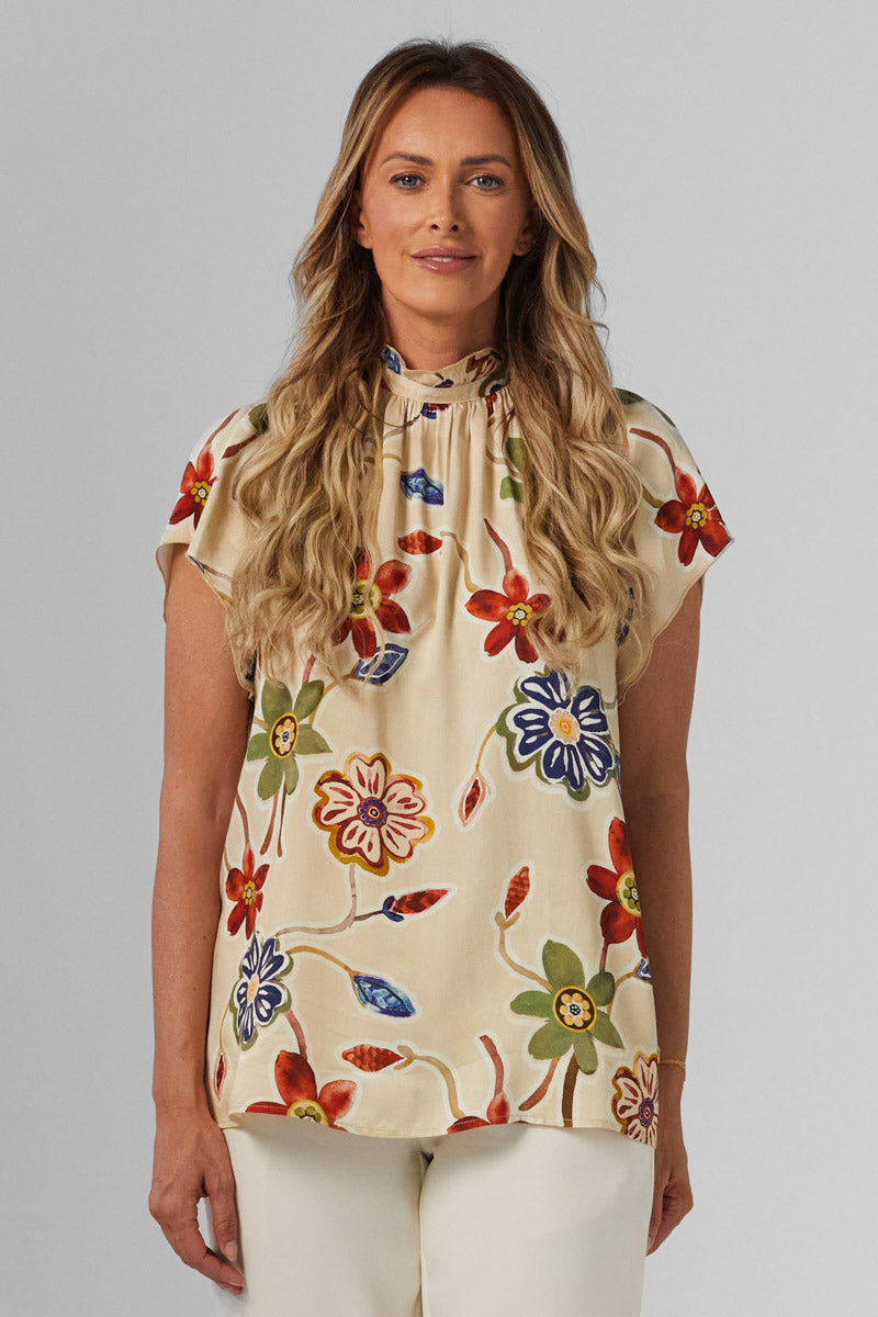 Caprinha Beige Floral Ruffled Top